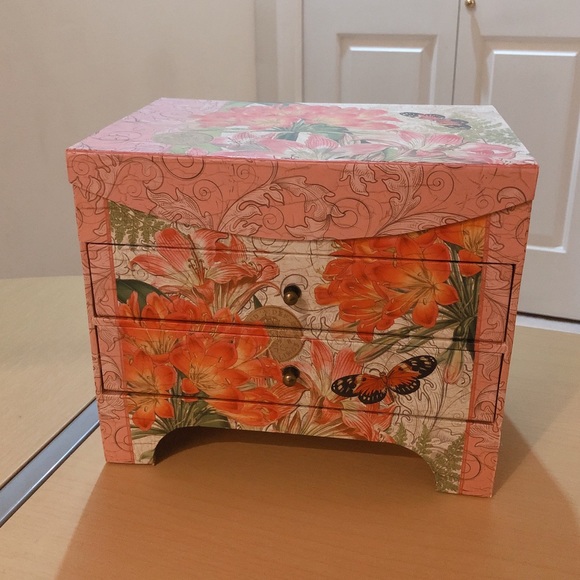 Jewelry - Brand New Jewelry Box